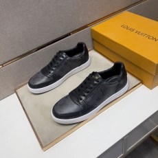 Louis Vuitton Low Shoes